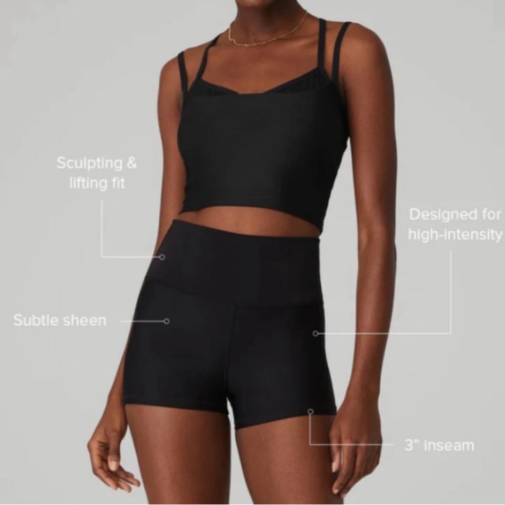 NWOT | ALO YOGA | BLACK 3" HIGH-WAIST AIRLIFT SHORT | XS - Picture 3 of 5